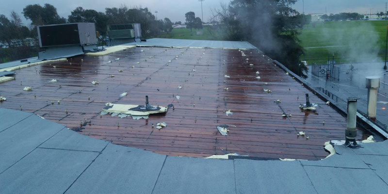 Professional Roofing Contractor Roof Repair And Installation